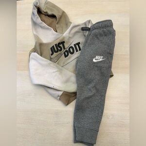 Nike hoodie and joggers. Boys 4t used.
